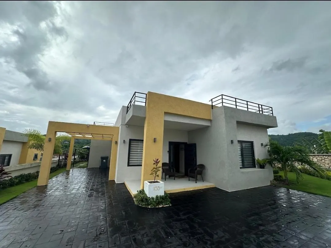 Pyramid Point 3 Bedroom 3 Bathroom,A Place Like Home Ocho Rios