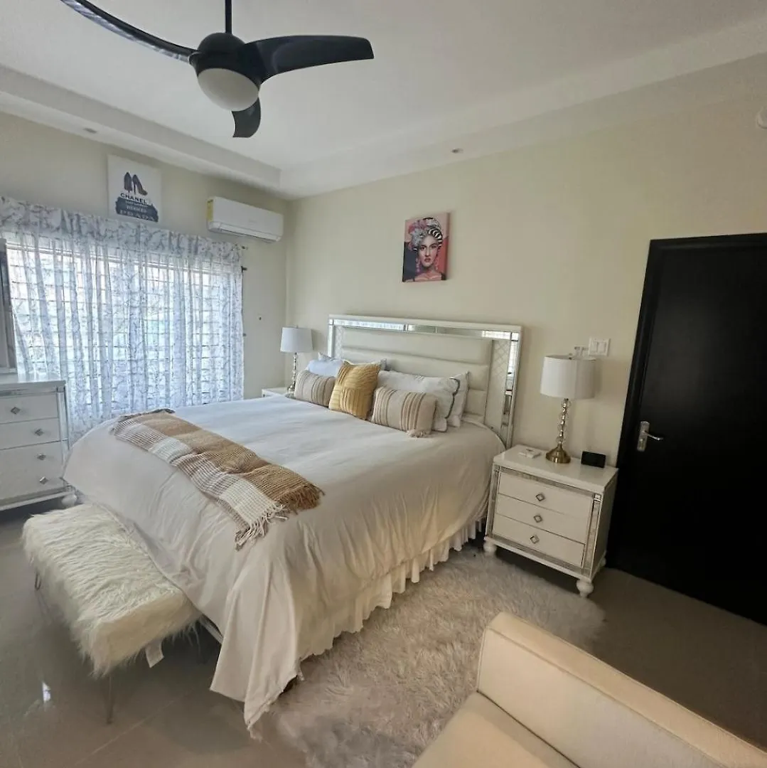 Pyramid Point 3 Bedroom 3 Bathroom,A Place Like Home Ocho Rios 0*,